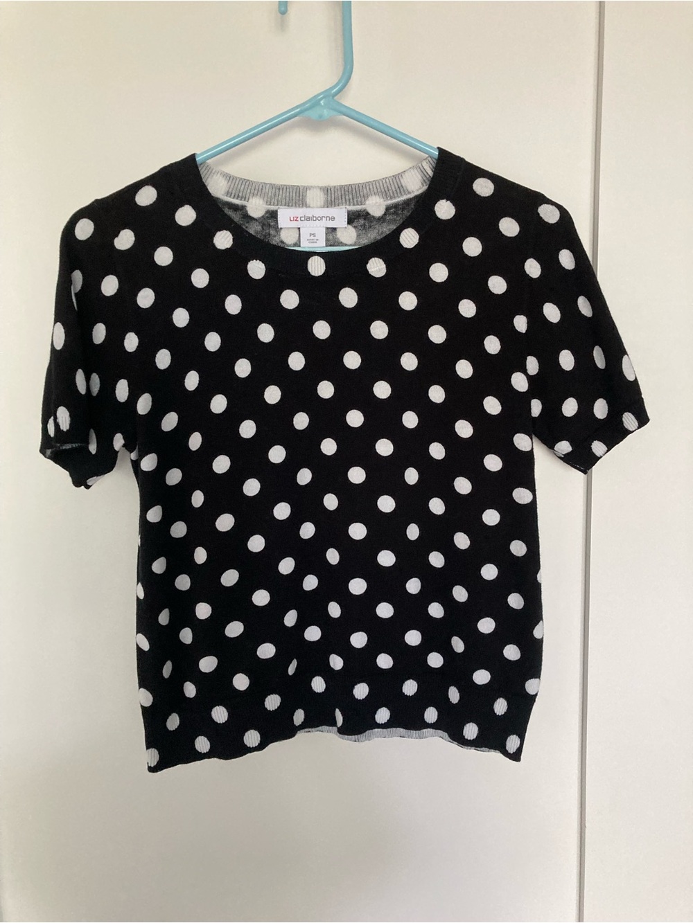 Liz Claiborne short sleeve sweater
